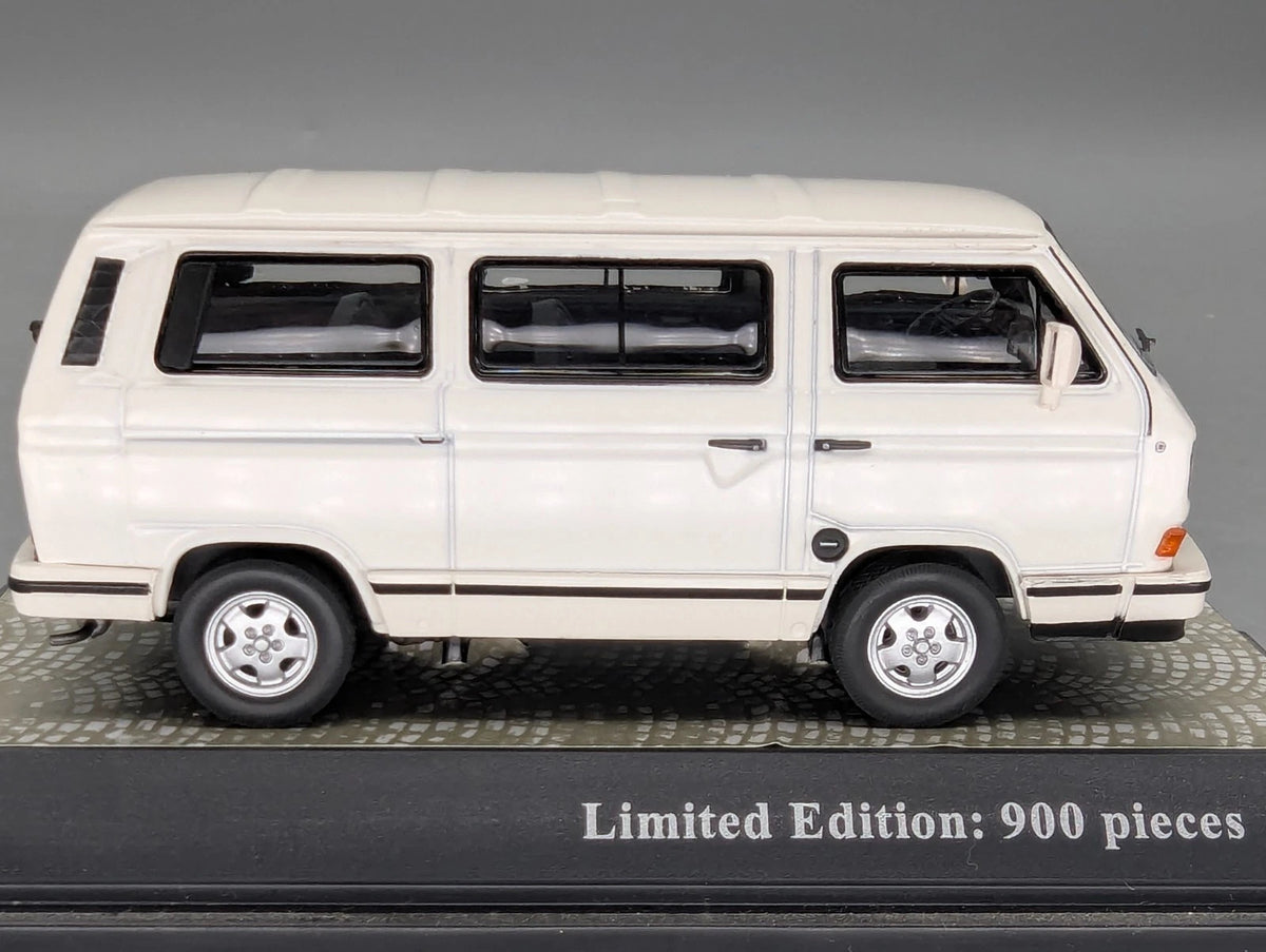 Modellautos 1:43 Premium ClassiXXs VW T3 White Star Pastellweiß mit OVP
