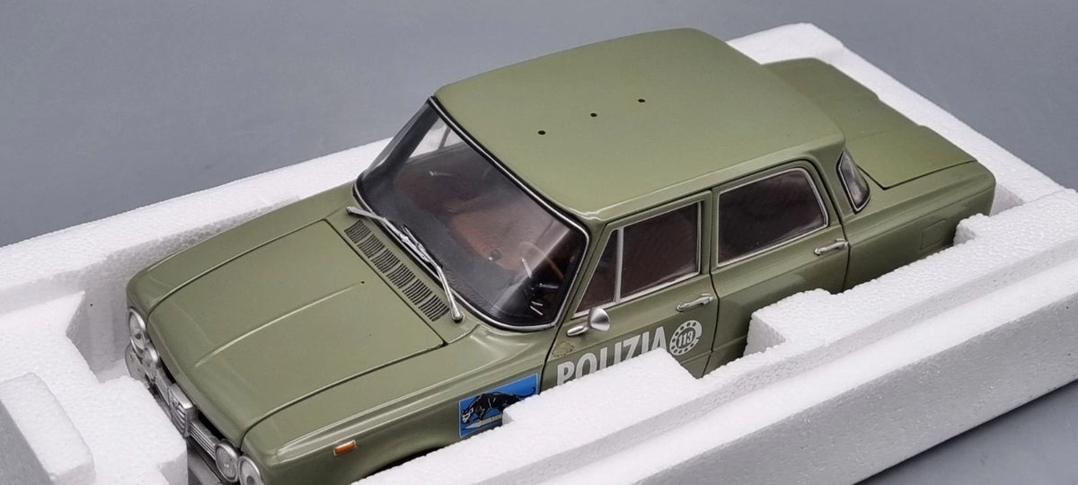 Modellautos 1:18 Minichamps 180 120991 Alfa Romeo Giulia Polizia OVP