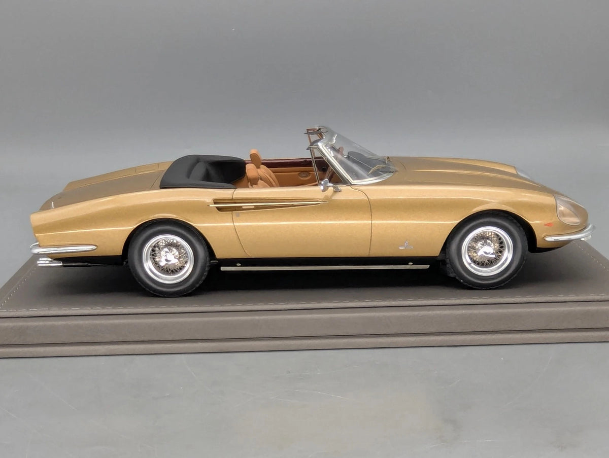 Modellautos 1:18 BBR Ferrari 365 California S/N 9631 G. Garrison Ltd 01/72 OVP