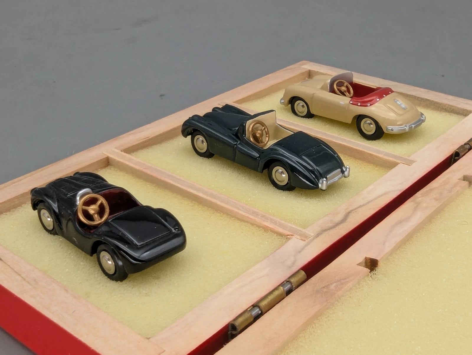 Modellautos 1:90 Schuco Piccolo-Set 1999 3-teilig Porsche Jaguar Ferrari OVP