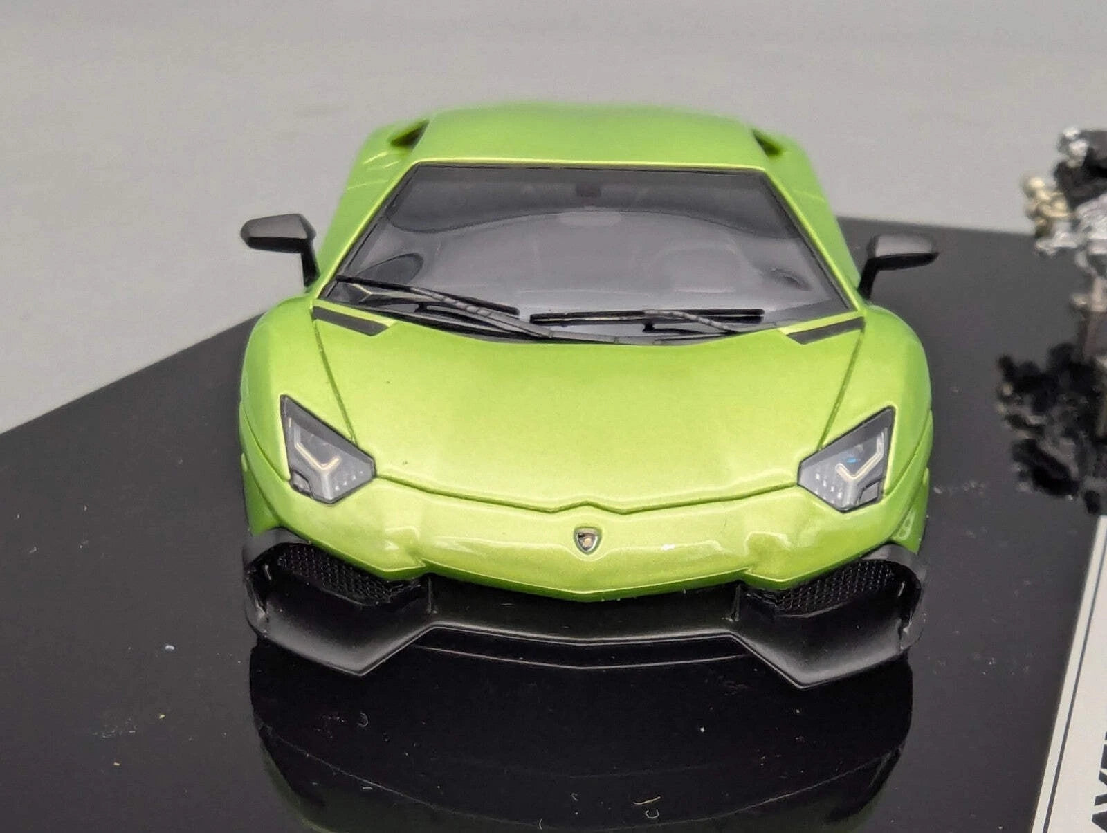 Eidolon Make Up 1:43 Lamborghini Aventador LP720-4 50. Annivers. Engine Set OVP