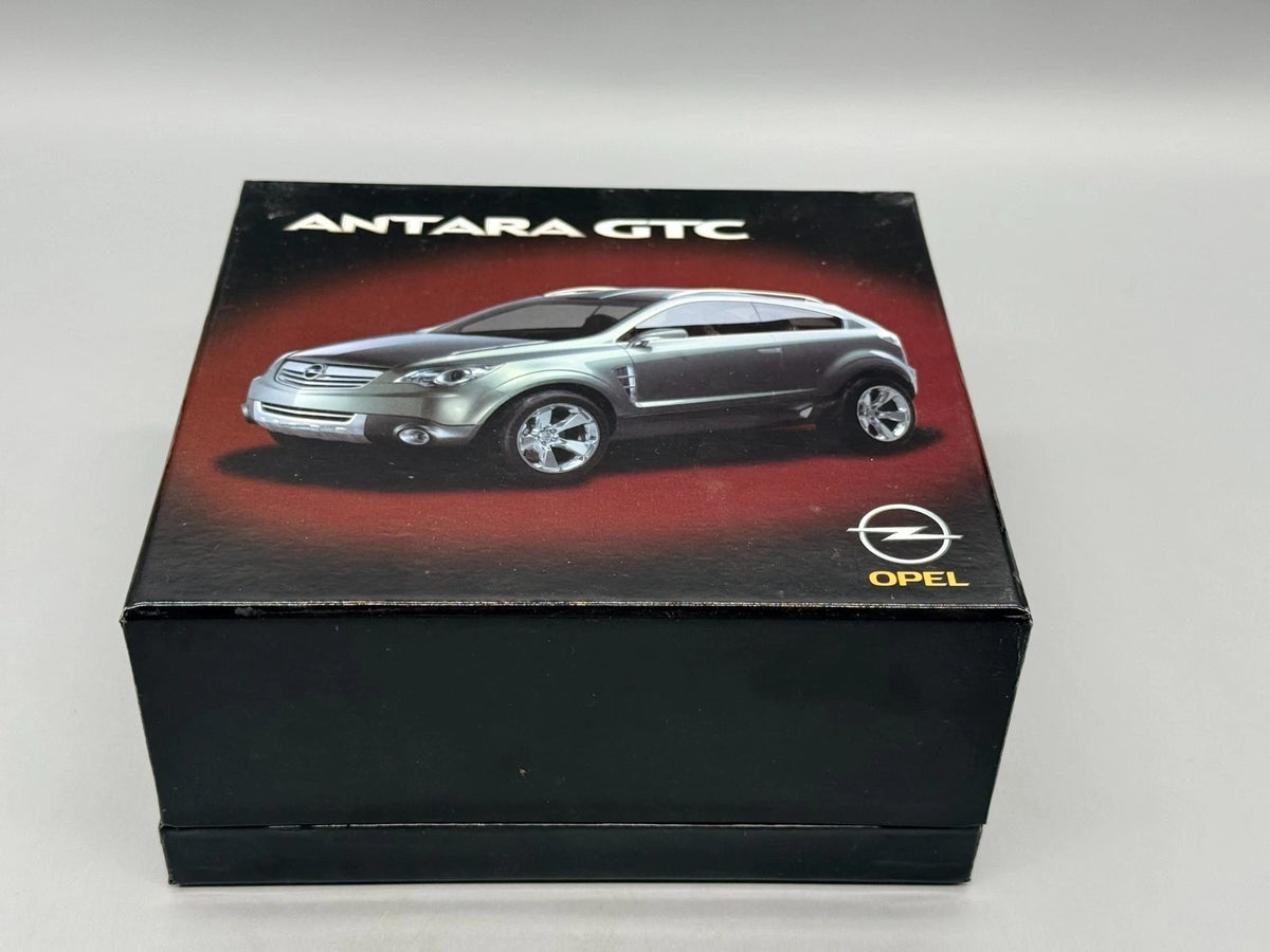 Modellautos 1:43 Norev Opel Antara GTC mit OVP