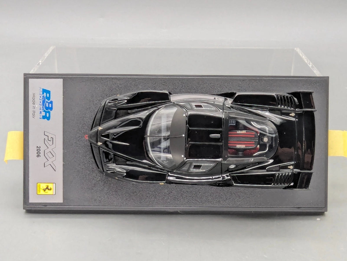 Modellautos 1:43 BBR Ferrari FXX  2006 Black mit Vitrine + OVP