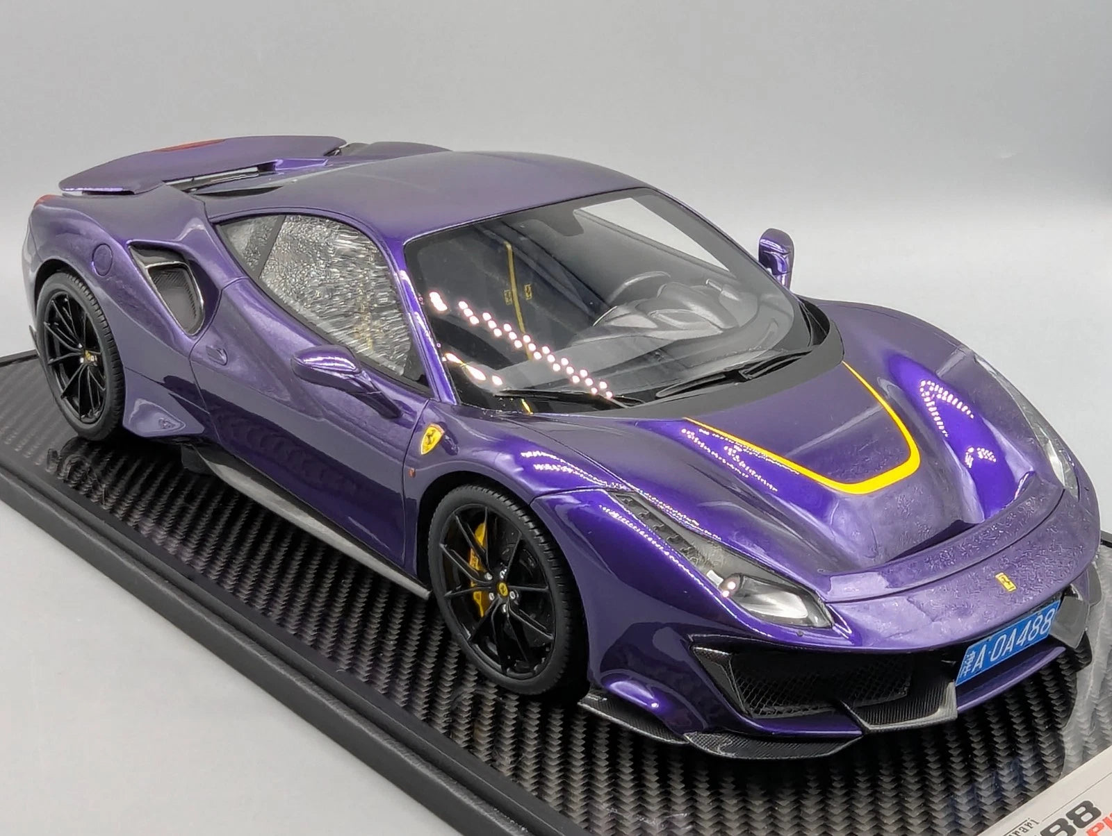 Modellautos 1:12 BBR Ferrari 488 Pista Viola Al Humad Ltd 21/21 Stück OVP