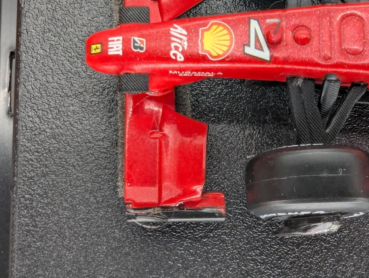 Modellautos 1:43 Hot Wheels Racing Ferrari F60 #4 Kimi Raikkönen mit OVP