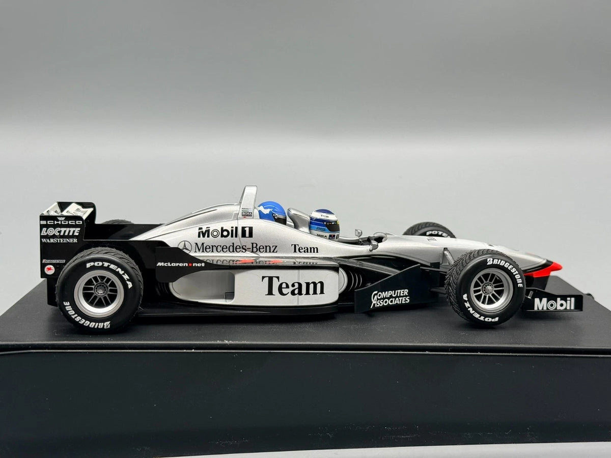 Modellautos 1:18 Minichamps McLaren Mercedes MP-498T Lapland 2000 + OVP
