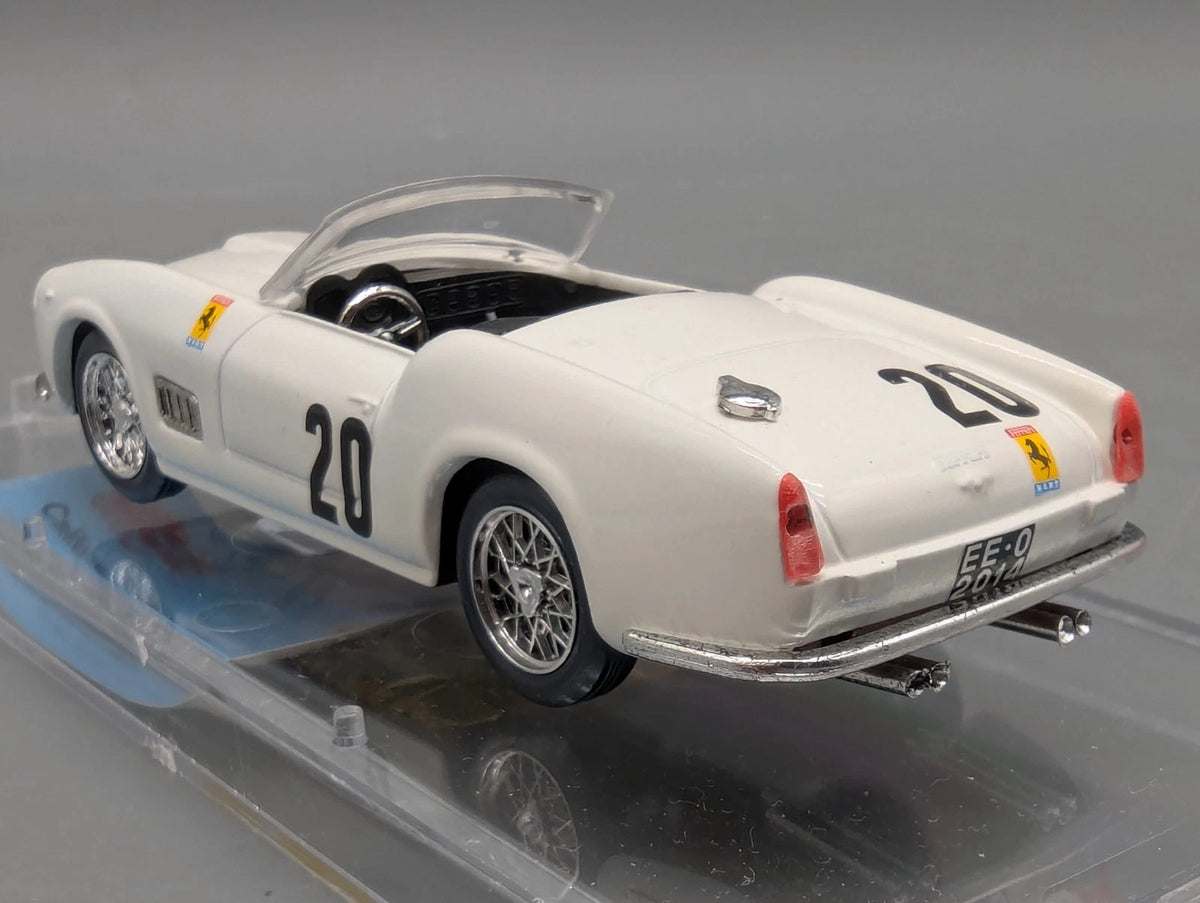 Modellautos 1:43 Vitesse Ferrari 250 Spyder California 24h Le Mans 1960 #20 OVP