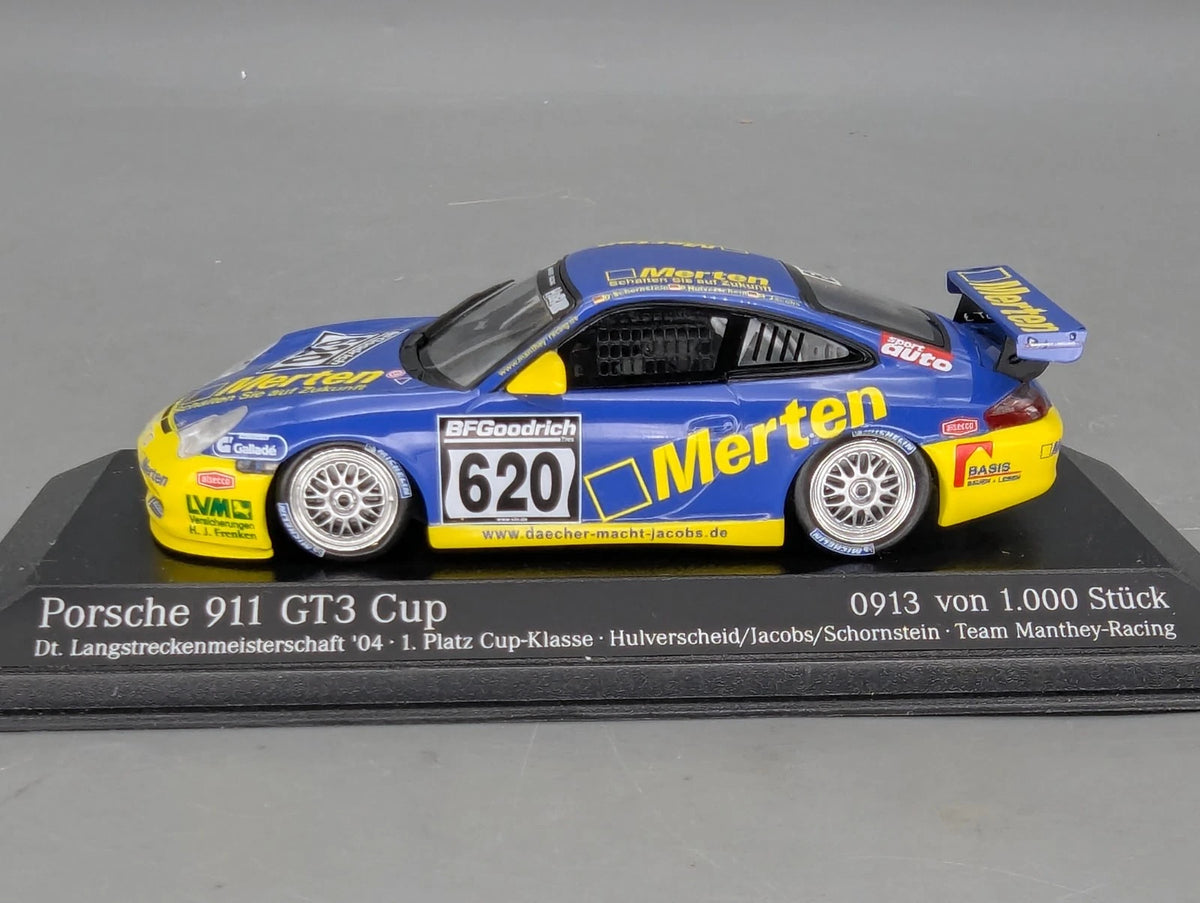 Modellautos 1:43 Minichamps Porsche 911 GT3 Cup 2004 WINNER #620 Manthey OVP