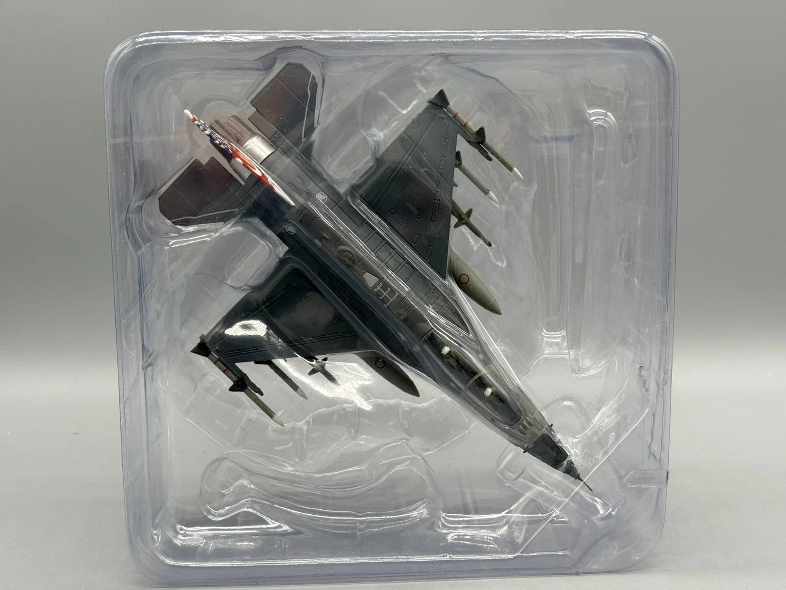 Modellflugzeug 1:72 Terebo F-16D Fighting Falcon mit OVP