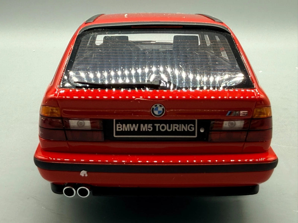 Modellautos 1:18 Otto Mobile BMW M5 Touring Rot mit OVP