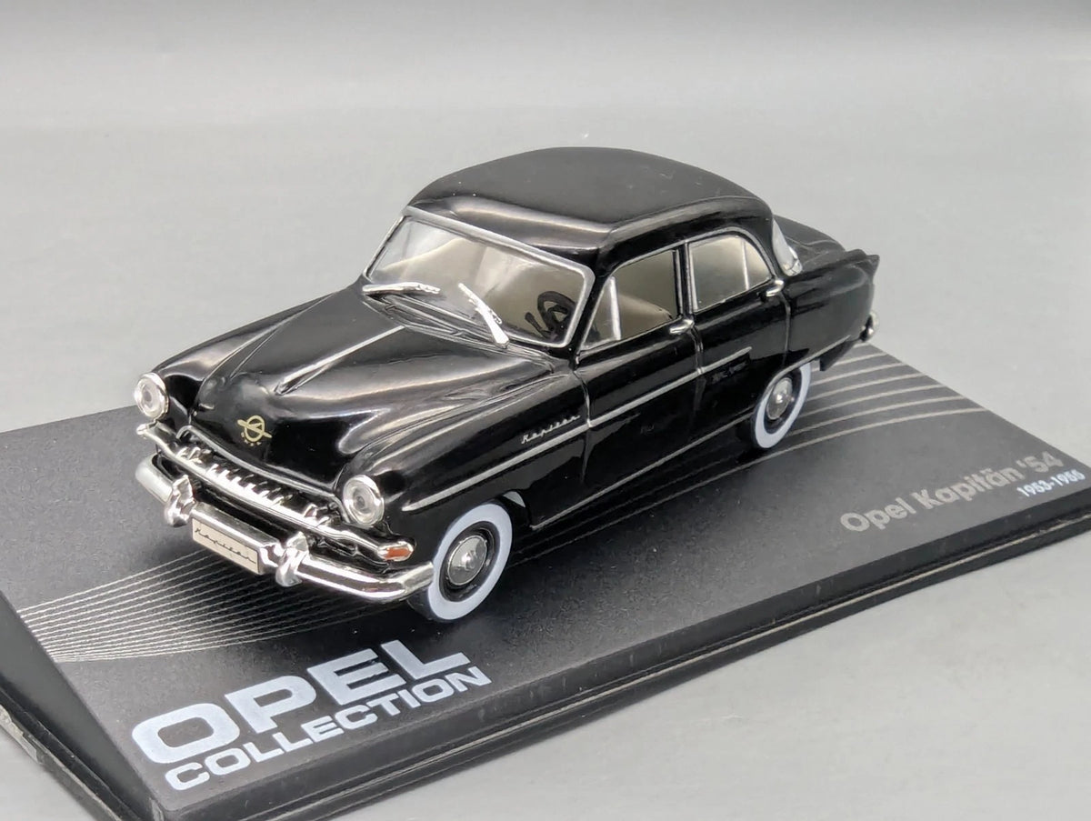 Modellautos 1:43 Ixo für Eaglemoss Opel Collection Kapitän '54 mit Vitrine