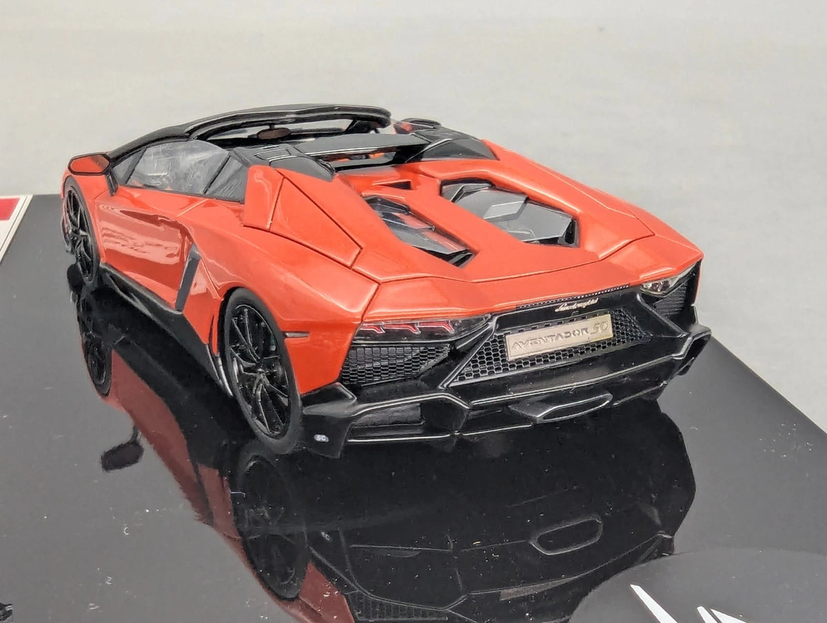 Eidolon Make Up 1:43 Lamborghini Aventador LP720-4 Roadster Engine Set OVP