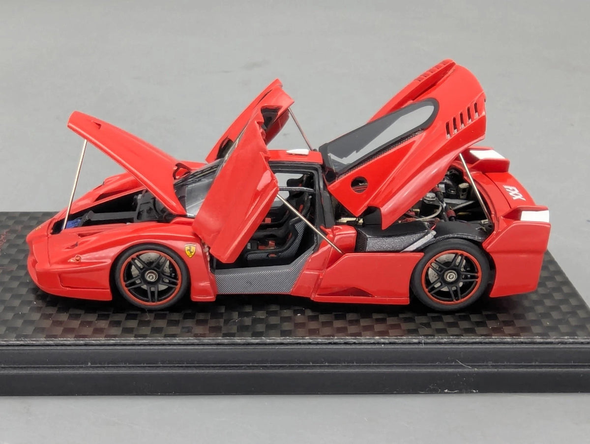 Modellautos 1:43 MR Models & V Bosica Ferrari FXX 2005 Open Door Funktion OVP