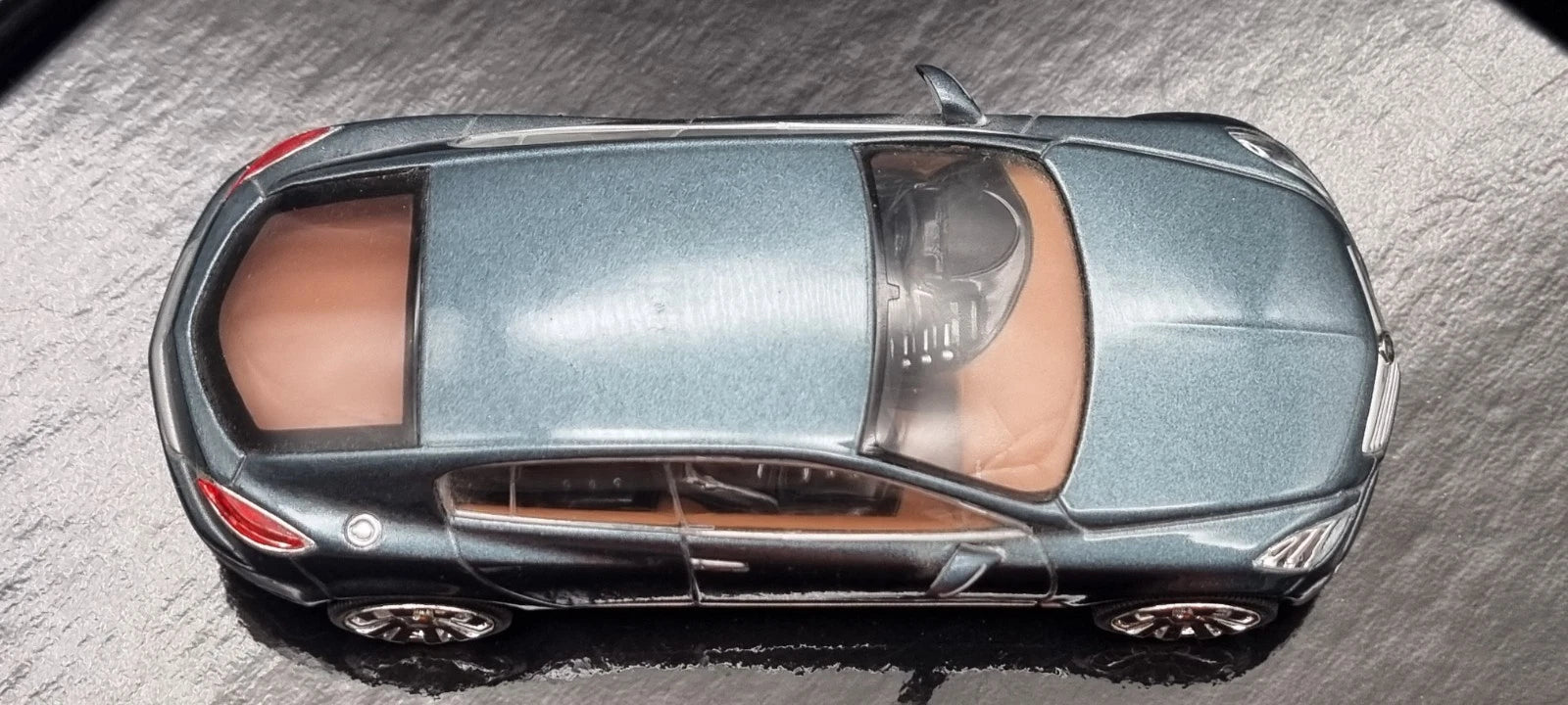 Modellautos 1:43 Norev Opel Insignia Dealer OVP #2