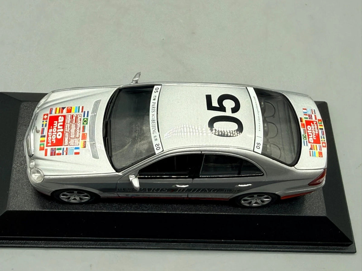 Modellautos 1:43 Minichamps Mercedes-Benz E-Klasse Rally Paris–Peking +Umkarton