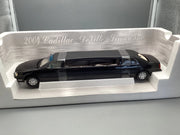 Modellautos 1:18 Sun Star Cadillac De Ville Limousine 2004 Black mit OVP