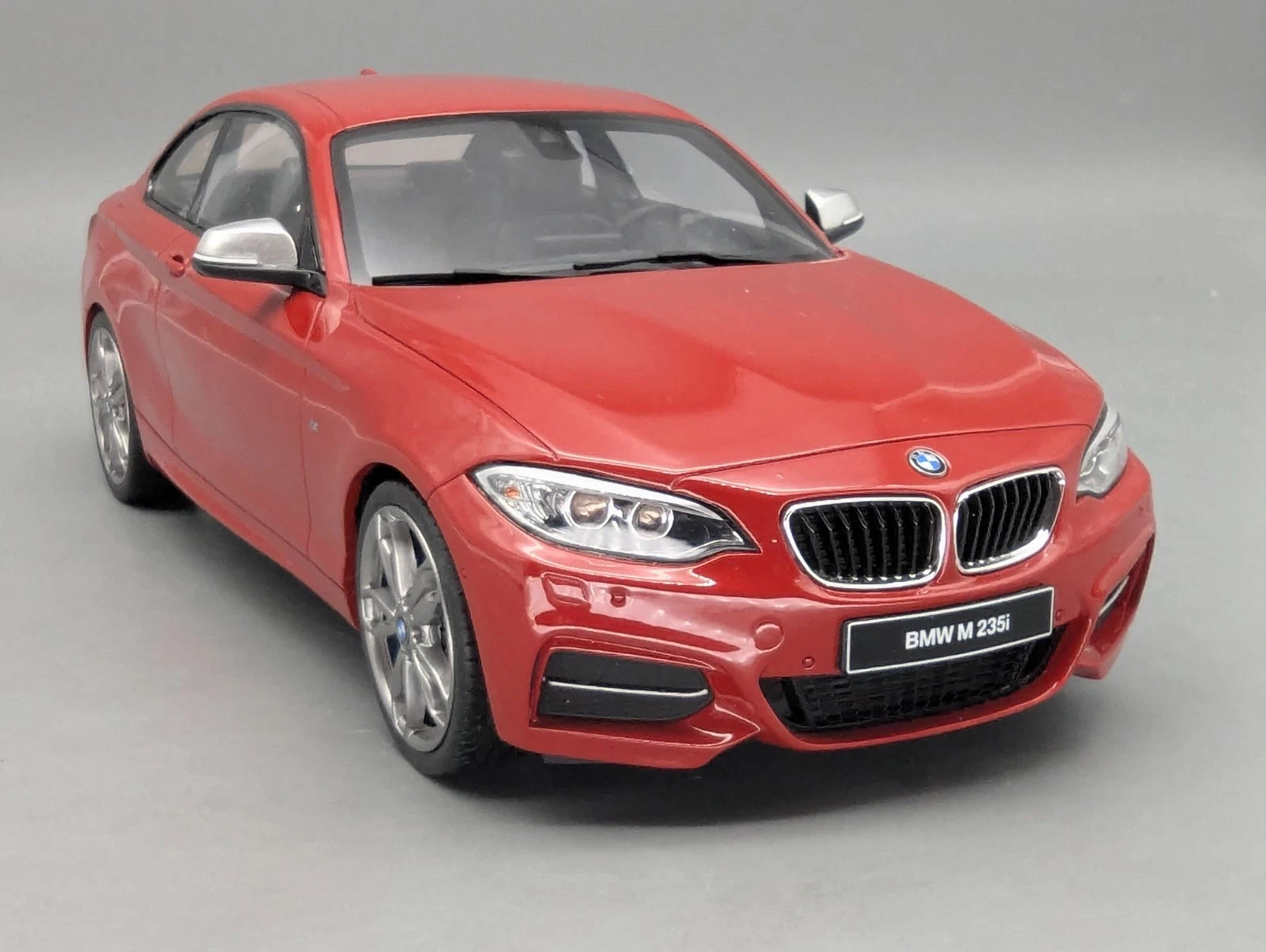 Modellautos 1:18 GT Spirit GT039 BMW M 235i Rot mit OVP