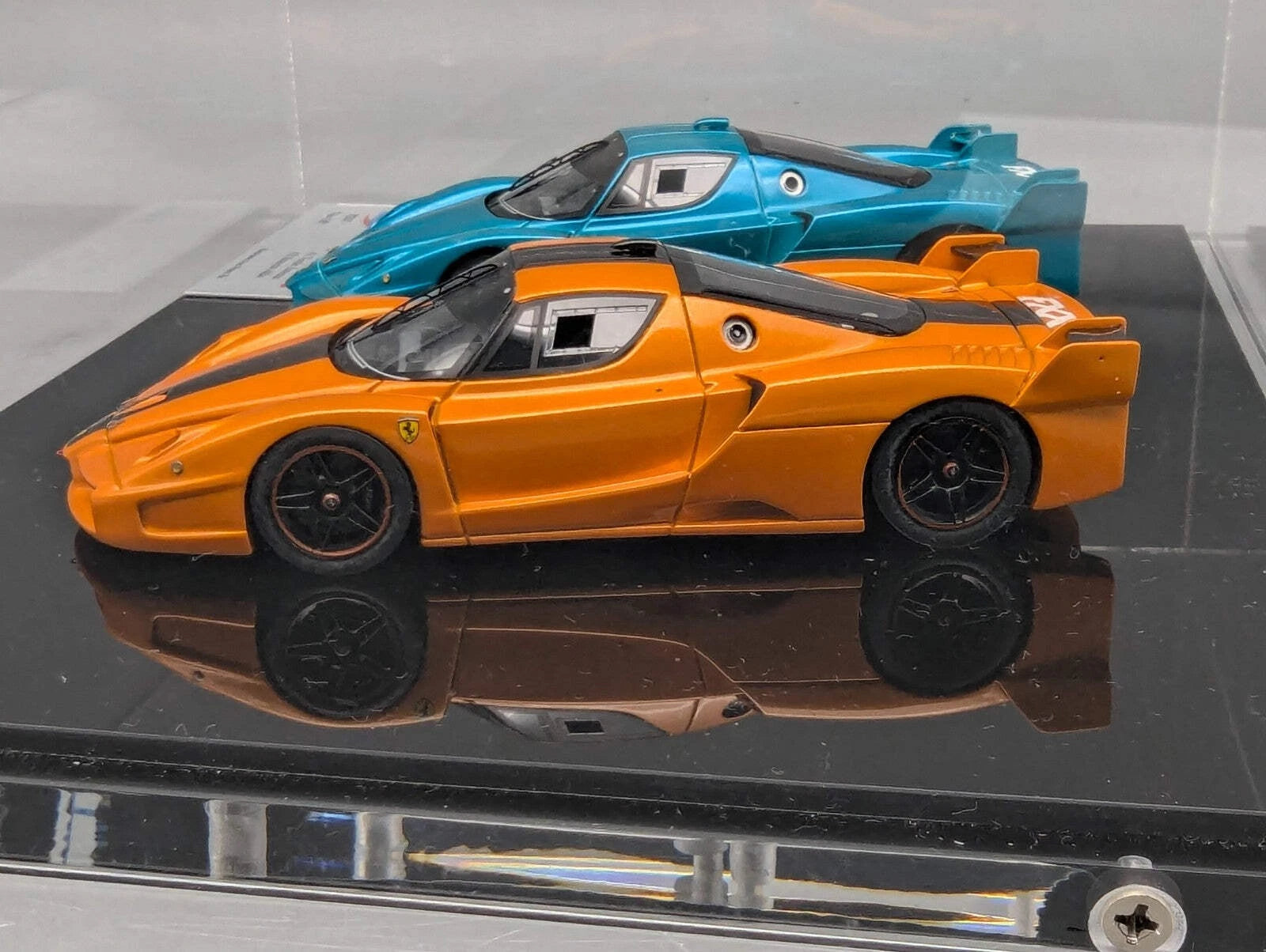 Modellautos 1:43 BBR Project Kit Ferrari FXX 2005 HANDMADE Set Unikat Vitrine