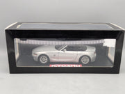 Modellautos 1:18 Kyosho BMW Z4 Cabriolet Silber