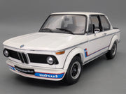 Modellautos 1:18 AUTOart Millenium 70501 BMW 2002 Turbo White mit OVP