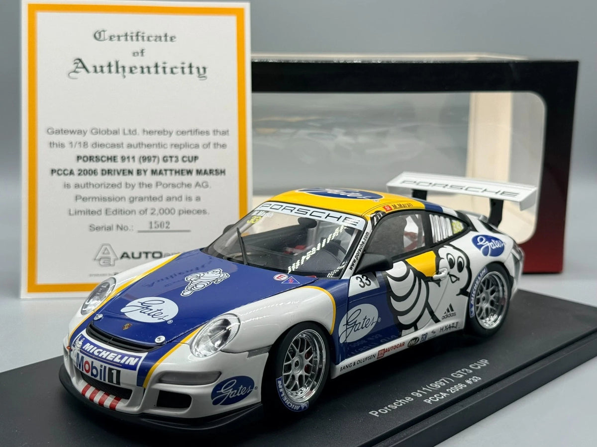 Modellautos 1:18 AUTOart Porsche 911 (997) GT3 Cup PCCA 2006 #33 mit OVP