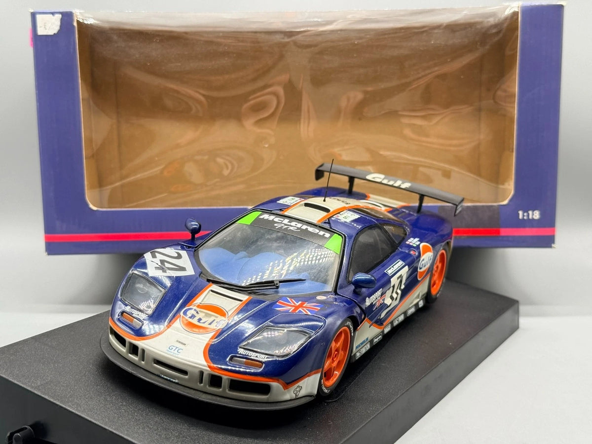 Modellautos 1:18 UT Models McLaren F1 GTR #40 mit OVP