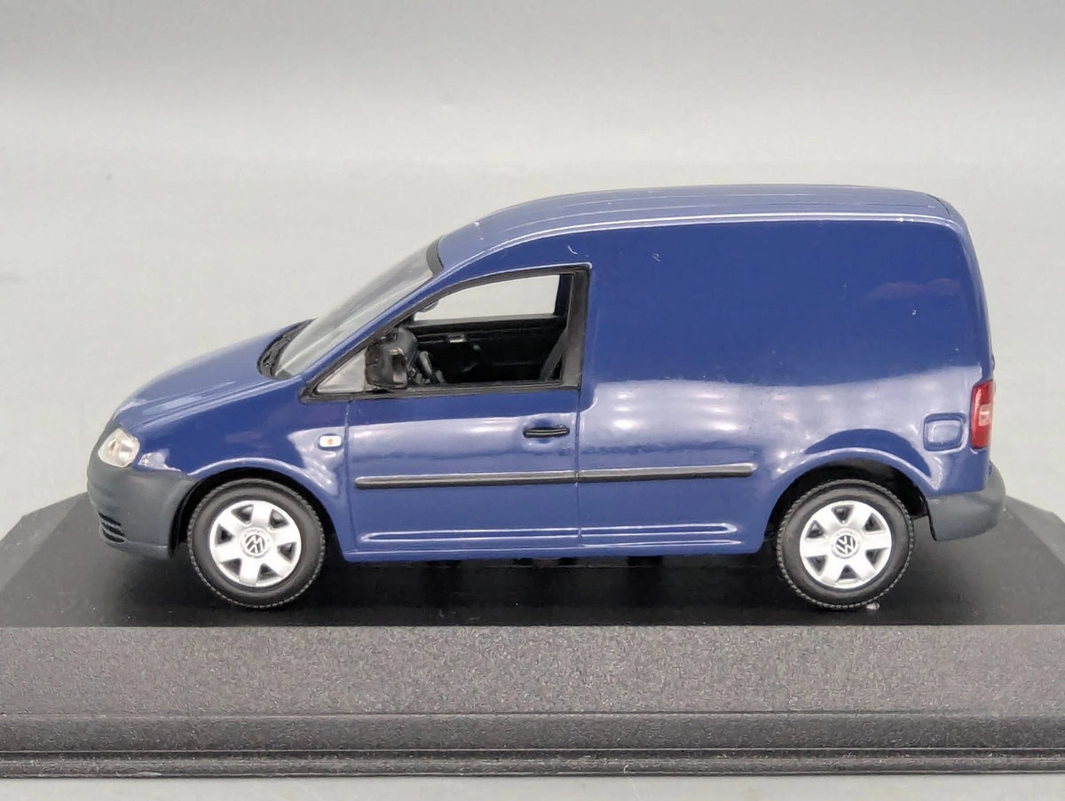 Modellautos 1:43 Minichamps Volkswagen VW Caddy Dunkelblau mit Dealer OVP