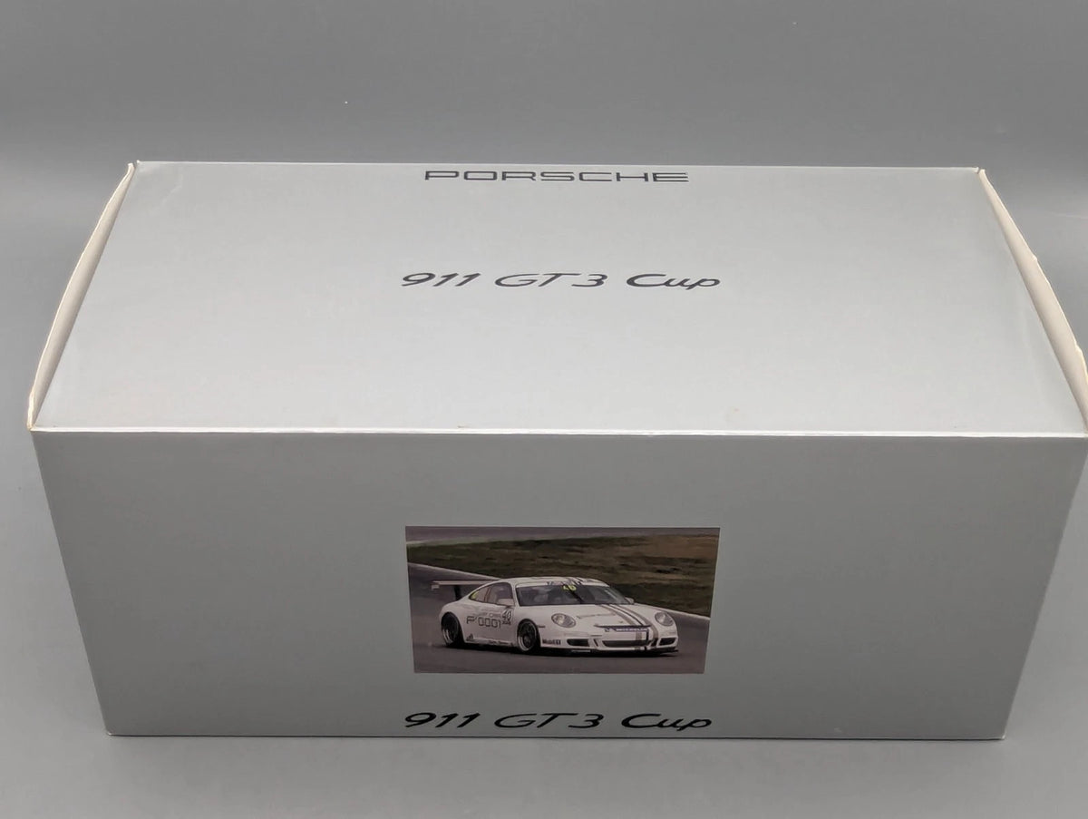Modellautos 1:18 AUTOart Porsche 911 GT3 Cup #40 VIP Car mit WAP Dealer OVP