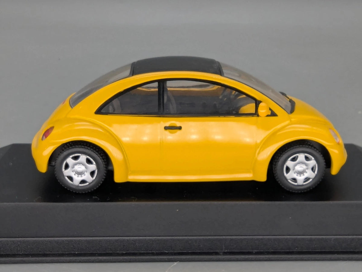 Modellautos 1:43 Minichamps Volkswagen VW Concept Car Saloon 1994 Yellow OVP