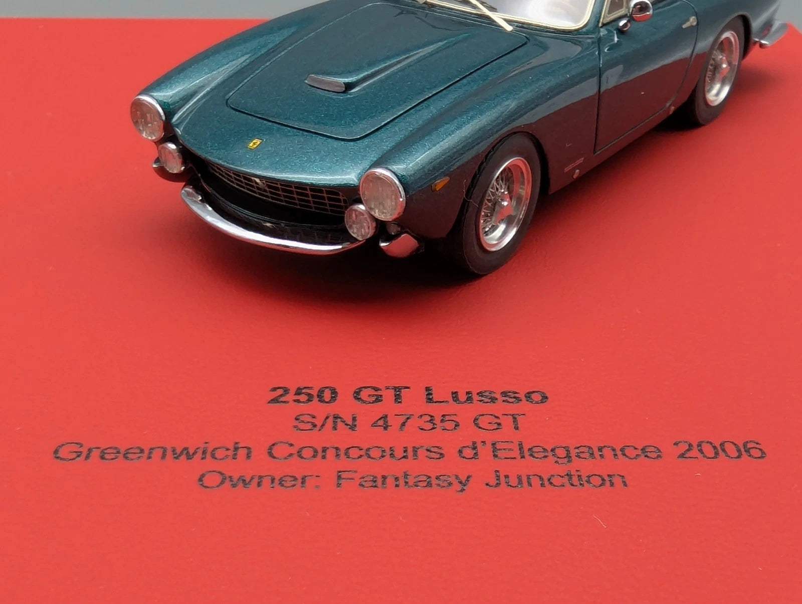 Modellautos 1:43 BBR  Ferrari 250 GT Lusso Set 2-tlg. 1/5 OVP