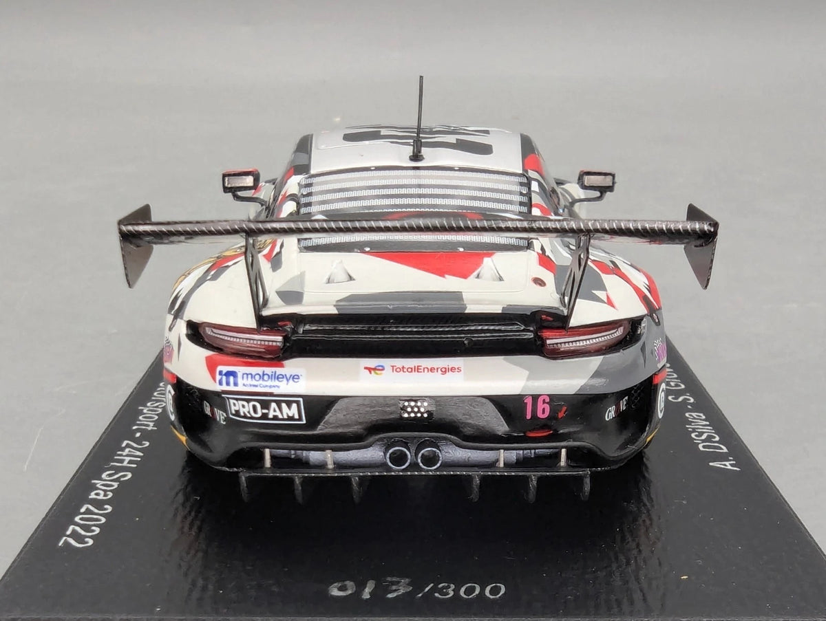 Modellautos 1:43 Spark SB530 Porsche 911 GT3 R 24h Spa 2022 Earl Bamber #16 OVP
