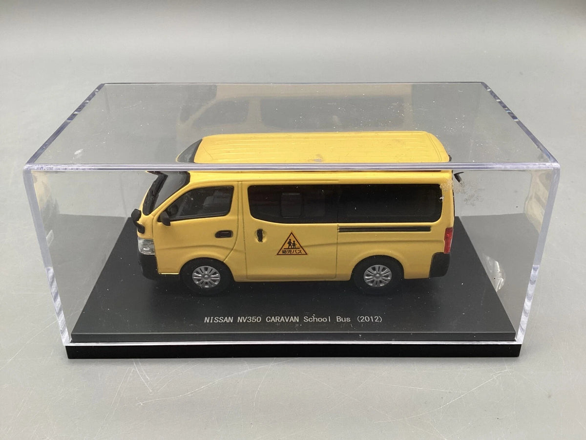 Modellautos 1:43 Ebbro Nissan NV350 Caravan School Bus 2012 in OVP