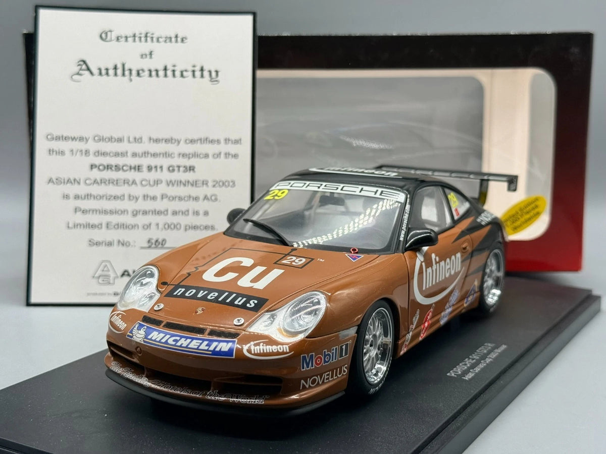 Modellautos 1:18 Autoart Porsche 911 GT3 R Asian Carrera Cup 2003 Winner mit OVP