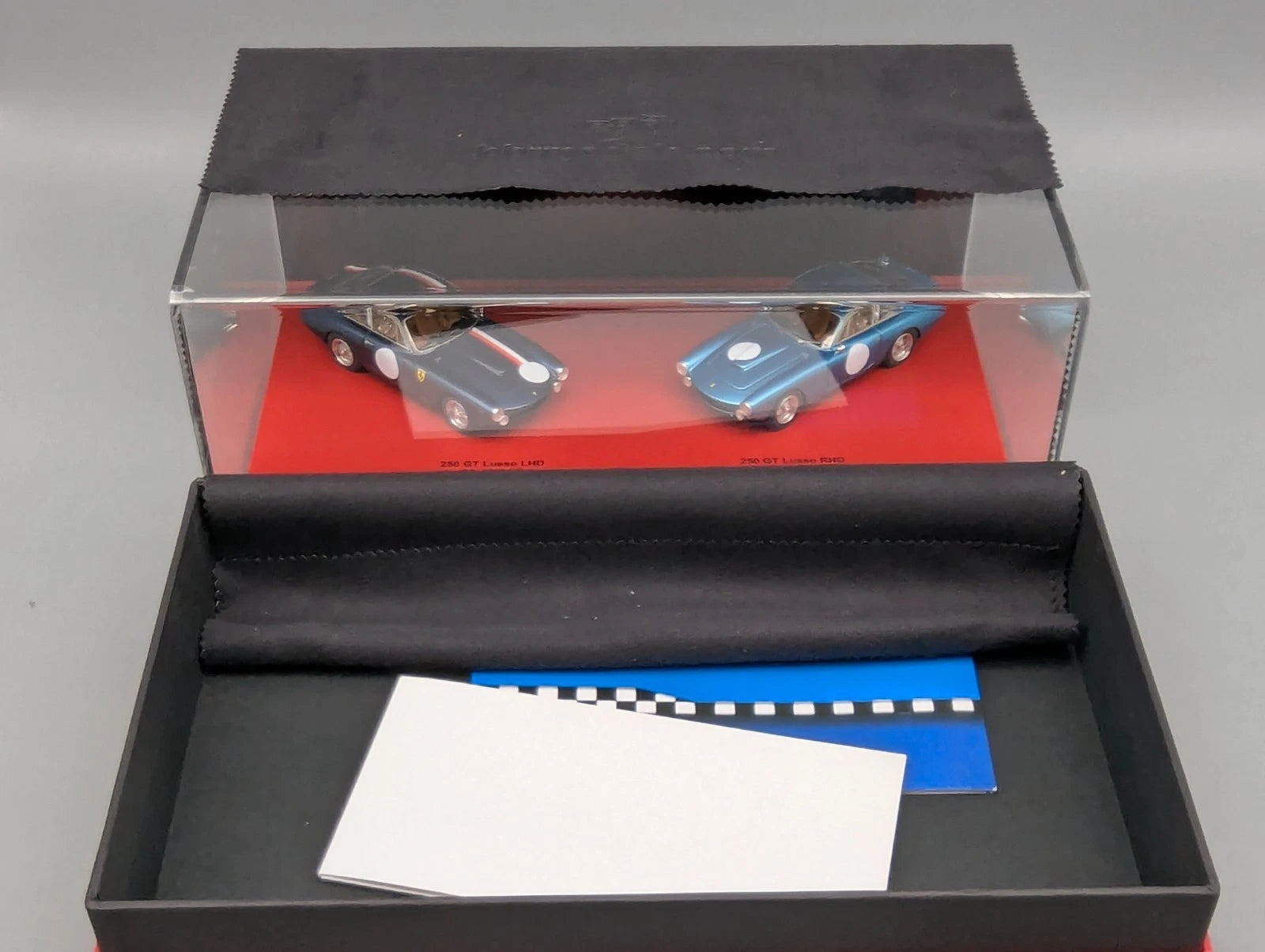 Modellautos 1:43 BBR  Ferrari 250 GT The Racing Lusso LHD RHD Set 2-tlg. 1/3 OVP
