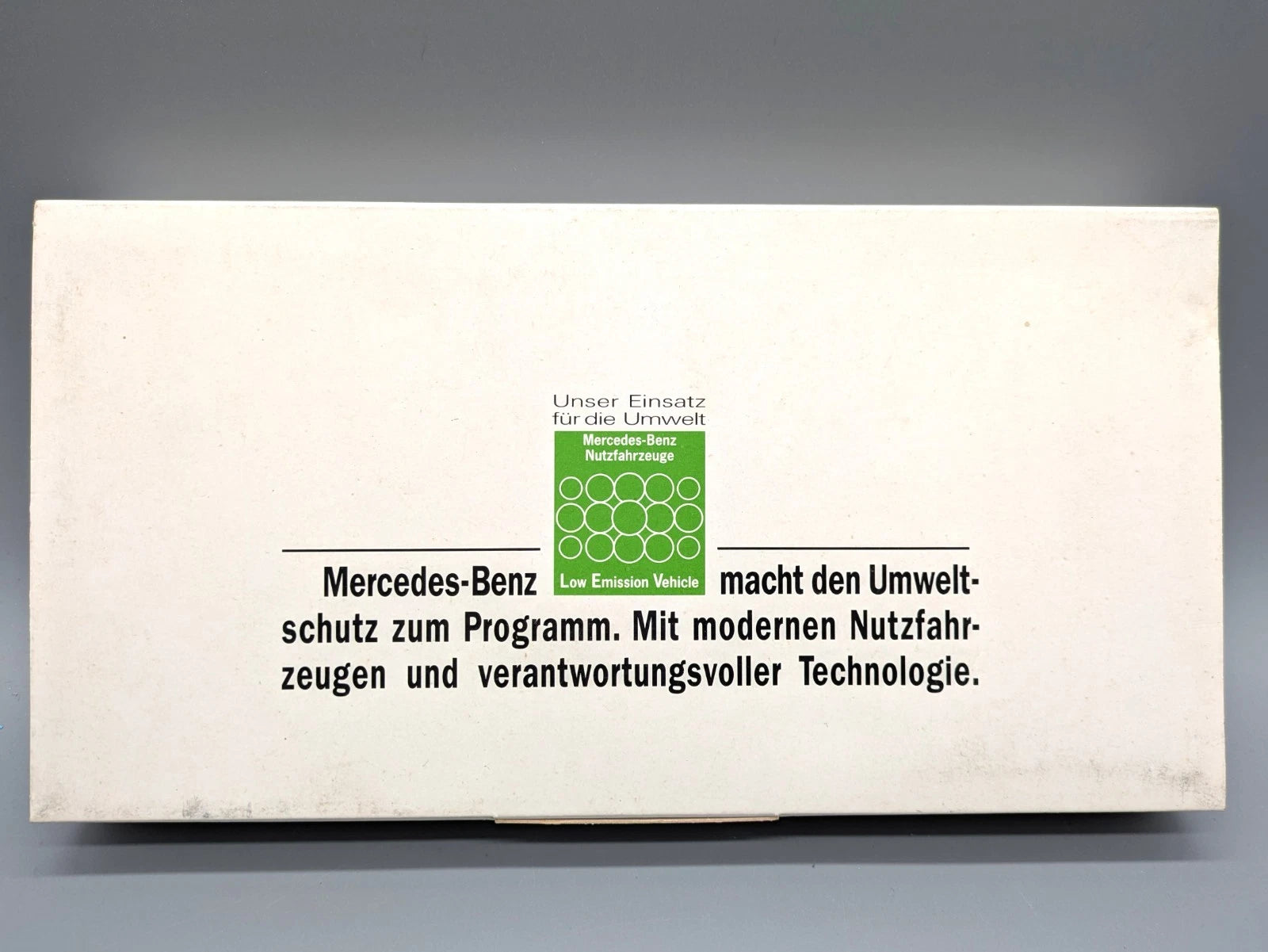 Lkw Modell 1:87 Herpa Mercedes-Benz Low Emission Vehicle Werbemodell mit OVP