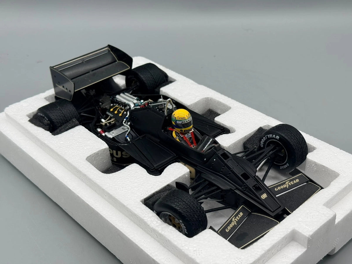 Modellautos 1:18 Premium X Lotus 97T mit OVP