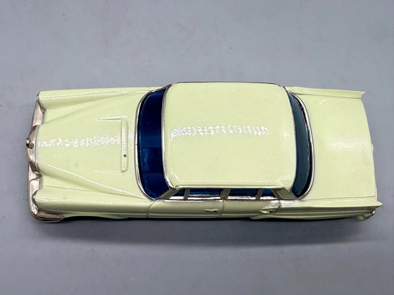 Modellautos 1:43 KK Sakura No A-2 Mercedes Benz W111 mit OVP
