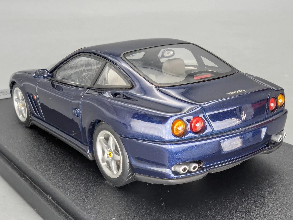 Modellautos 1:43 BBR Ferrari 550 Maranello 1996 Blau Met. mit Vitrine + OVP