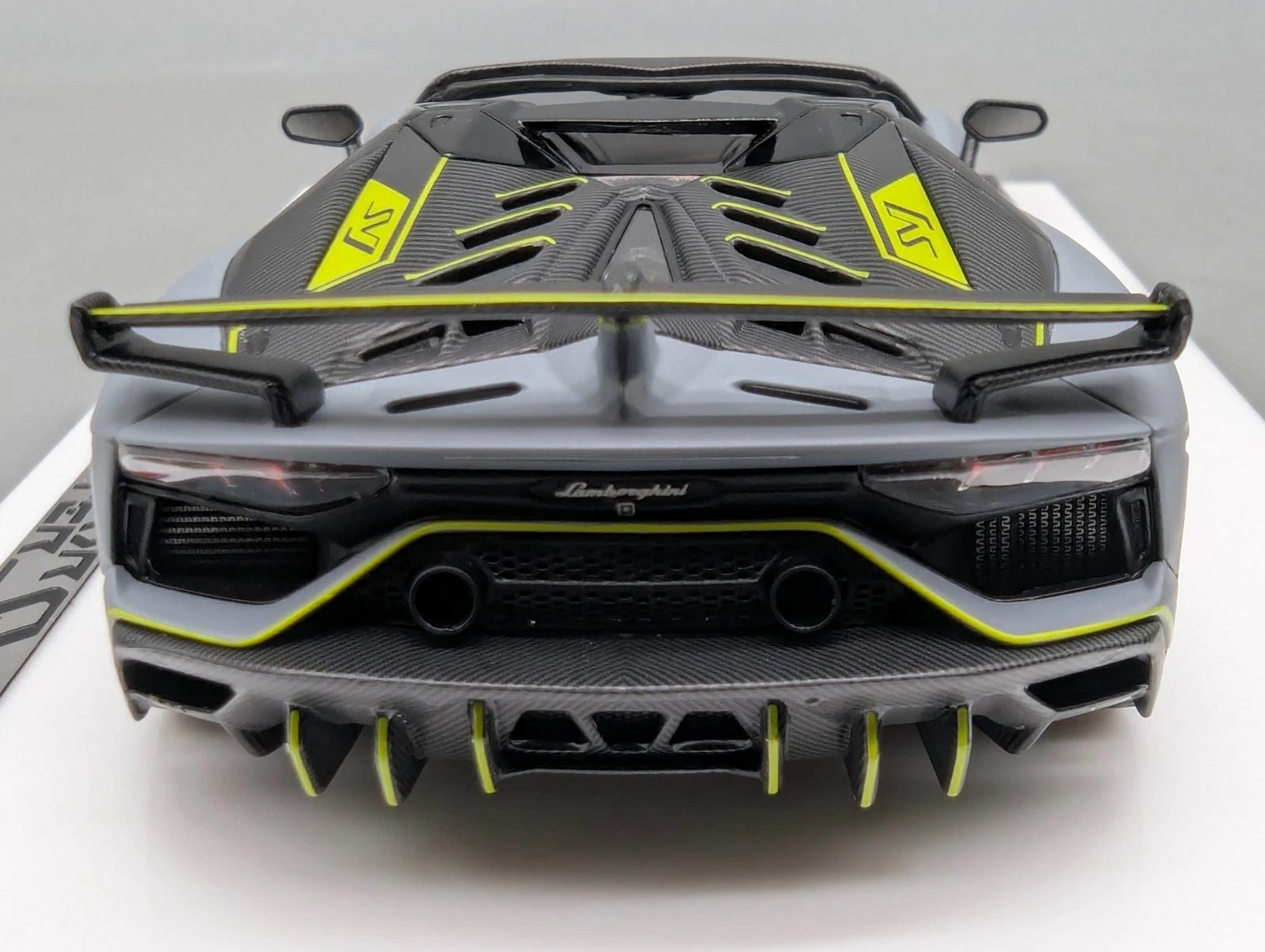 Eidolon Make Up 1:43 Lamborghini Aventador SVJ 63 Roadster 2019 Grigio 63/63 OVP