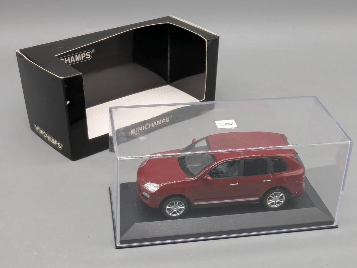 Modellautos 1:43 Minichamps Porsche Cayenne GTS 2008 GTS-Rot mit OVP