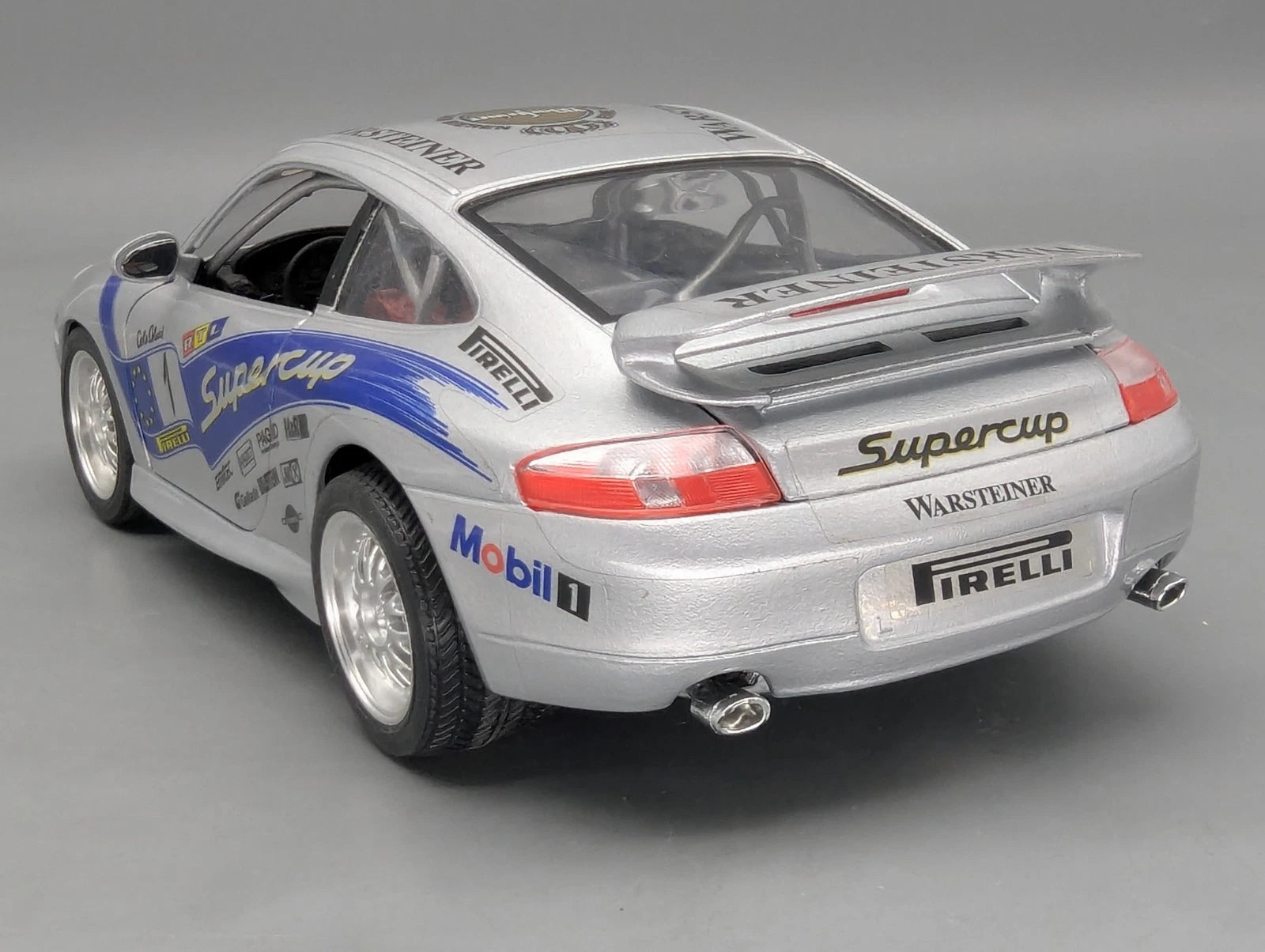 Modellautos 1:18 Bburago Porsche 911 GT3 Cup #1 mit WAP Dealer OVP
