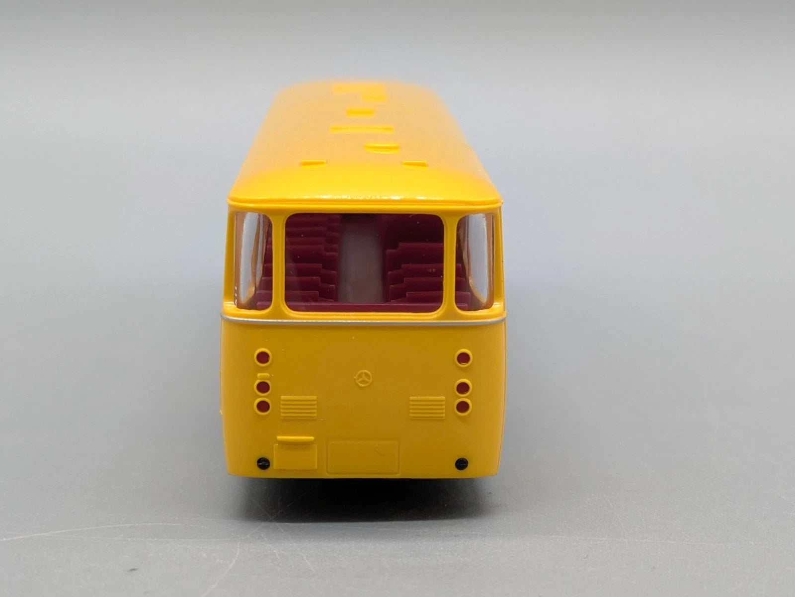 Bus Modell 1:87 Brekina Mercedes Benz  0 317K "Weihnachts-Edition 2008" mit OVP
