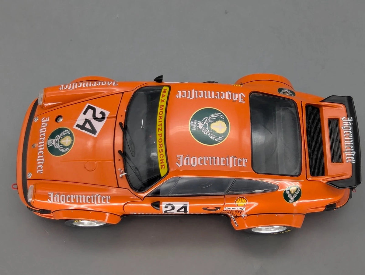 Modellautos 1:18 Schuco Porsche 934 RSR Jägermeister Max und Moritz #24 mit OVP