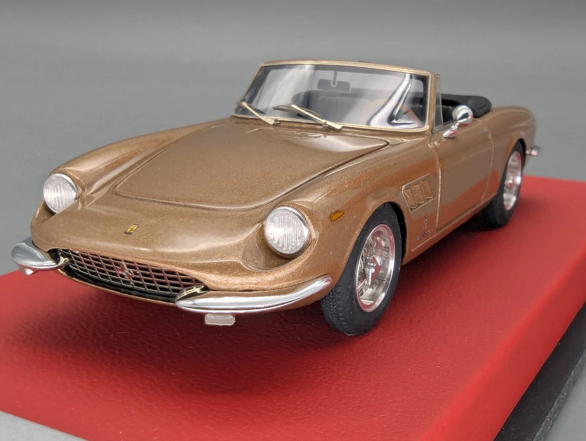 Modellautos 1:43 BBR Ferrari 330 GTS S/N 09781 Auction 2015 Limited 09/20 OVP