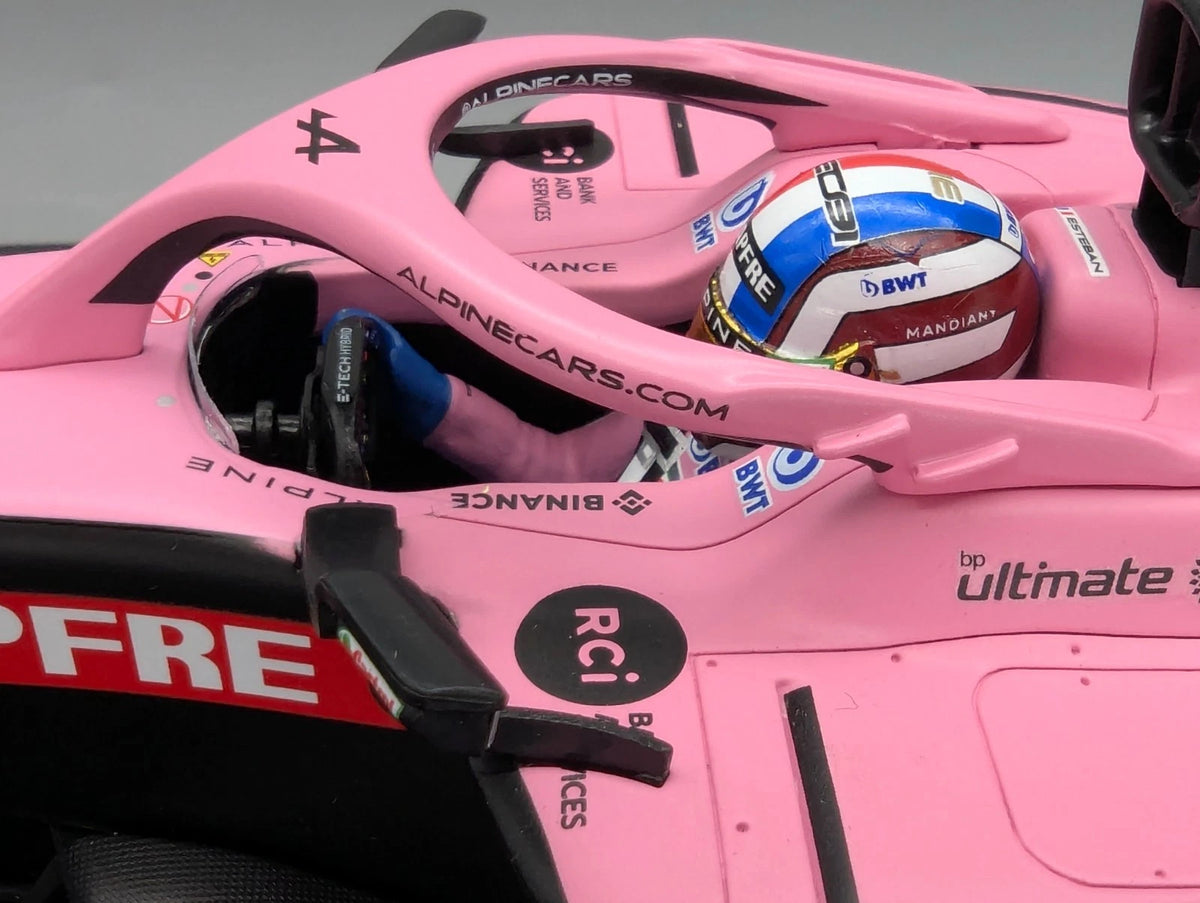 Modellautos 1:18 Minichamps BWT Alpine Bahrain GP 2022 #31 Esteban Ocon mit OVP