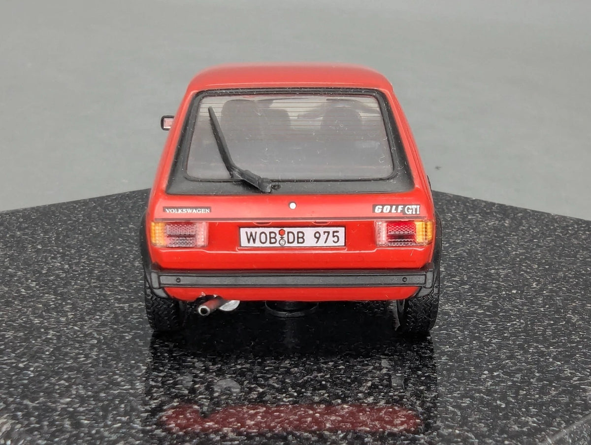 Modellautos 1:43 Norev Volkswagen VW Golf 1 GT1 mit Klappbox OVP