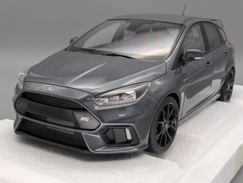 Modellautos 1:18 AUTOart 72954 Ford Focus RS 2016 Stealth Grey mit OVP
