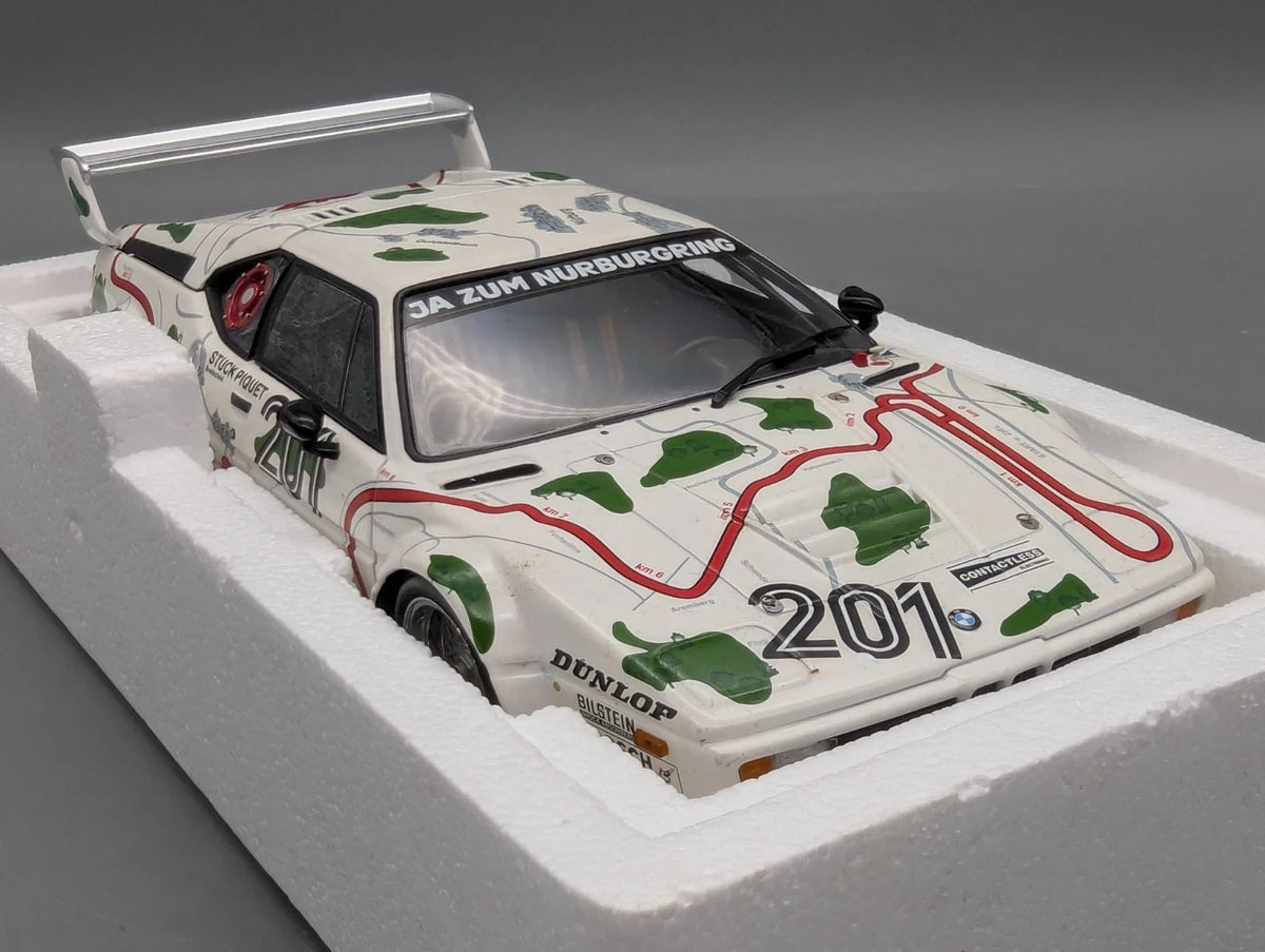 Modellautos 1:18 Minichamps BMW M1 1000KM Nürburgring 1980 #201 Stuck Piquet OVP