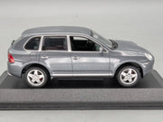 Modellautos 1:43 Minichamps Porsche Cayenne Turbo Grau Metallic WAP Dealer OVP
