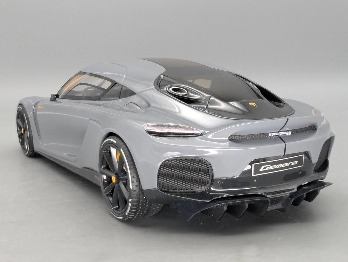 Modellautos 1:18 GT Spirit GT374 KGG Königsegg Gemera Grau mit OVP